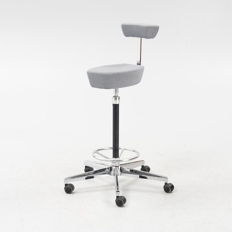 A 'Perch Chair' by George Nelson for Vitra, 2003.