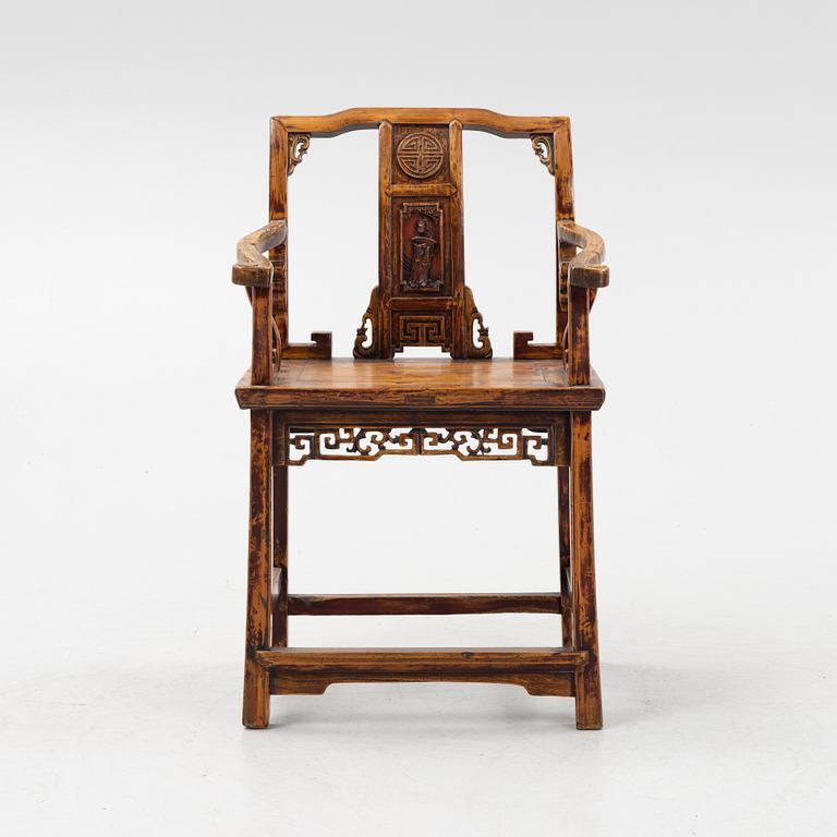 A Chinese chair, around the year 1900.