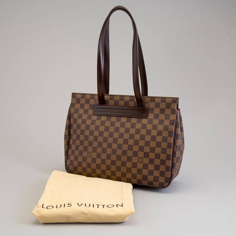 LOUIS VUITTON DAMIER EBENE PARIOLI SHOULDER TOTE.