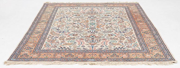 Carpet, oriental, approx. 290 x 204 cm.