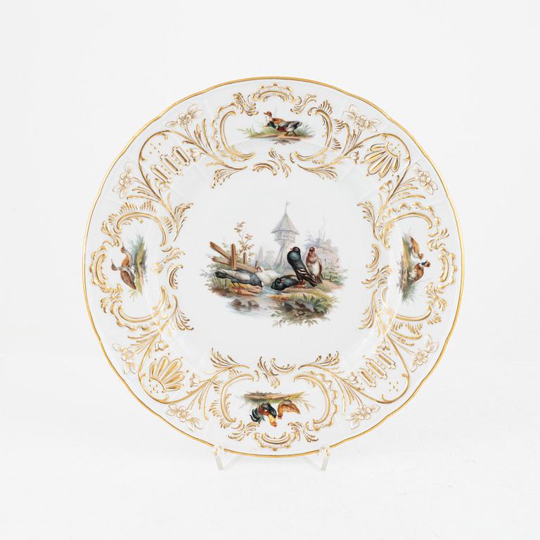 Tallrikar, 5 st, porslin, Meissen, omkring år 1900.