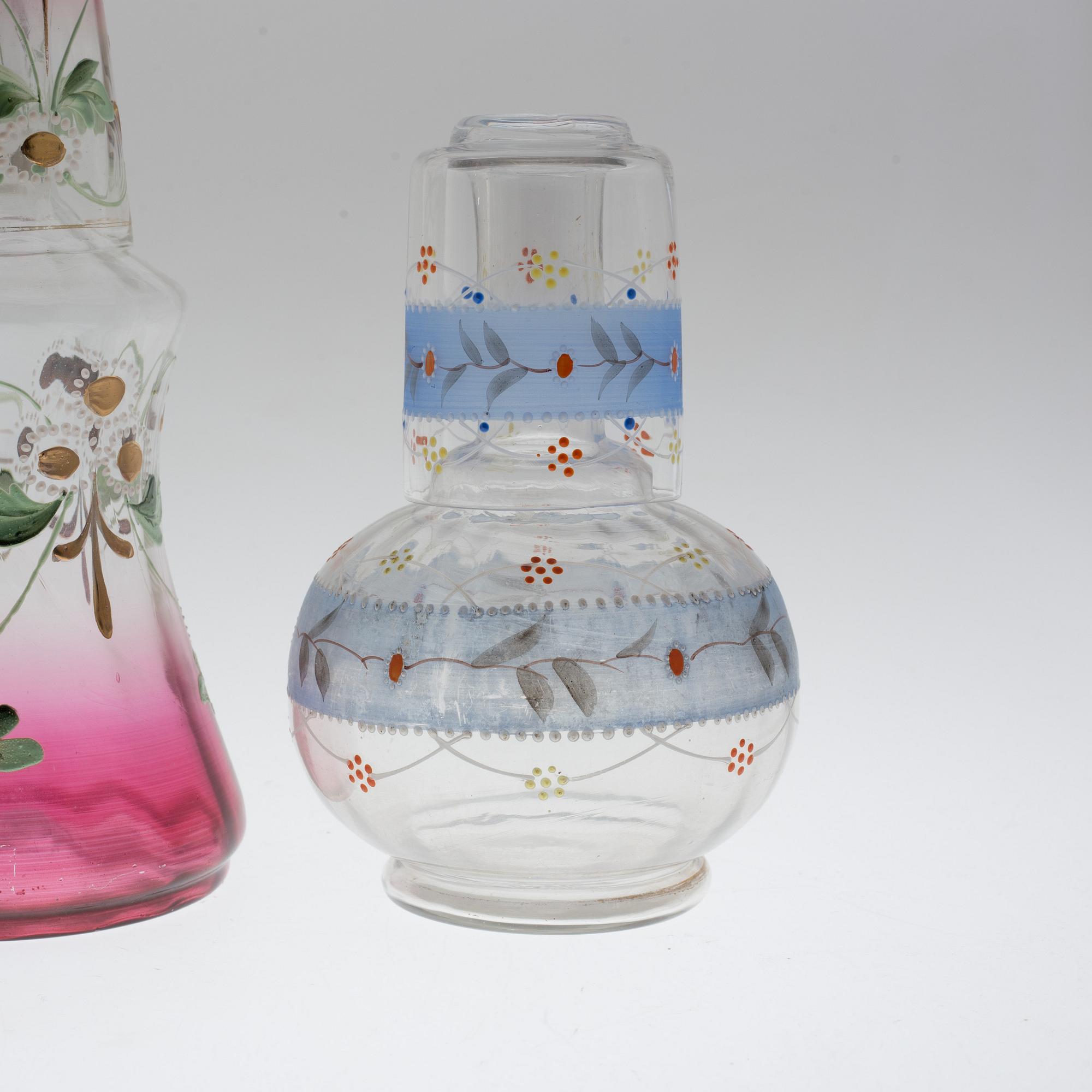 VATTENKARAFFER MED GLAS, 5 st, glas, omkring år 1900.