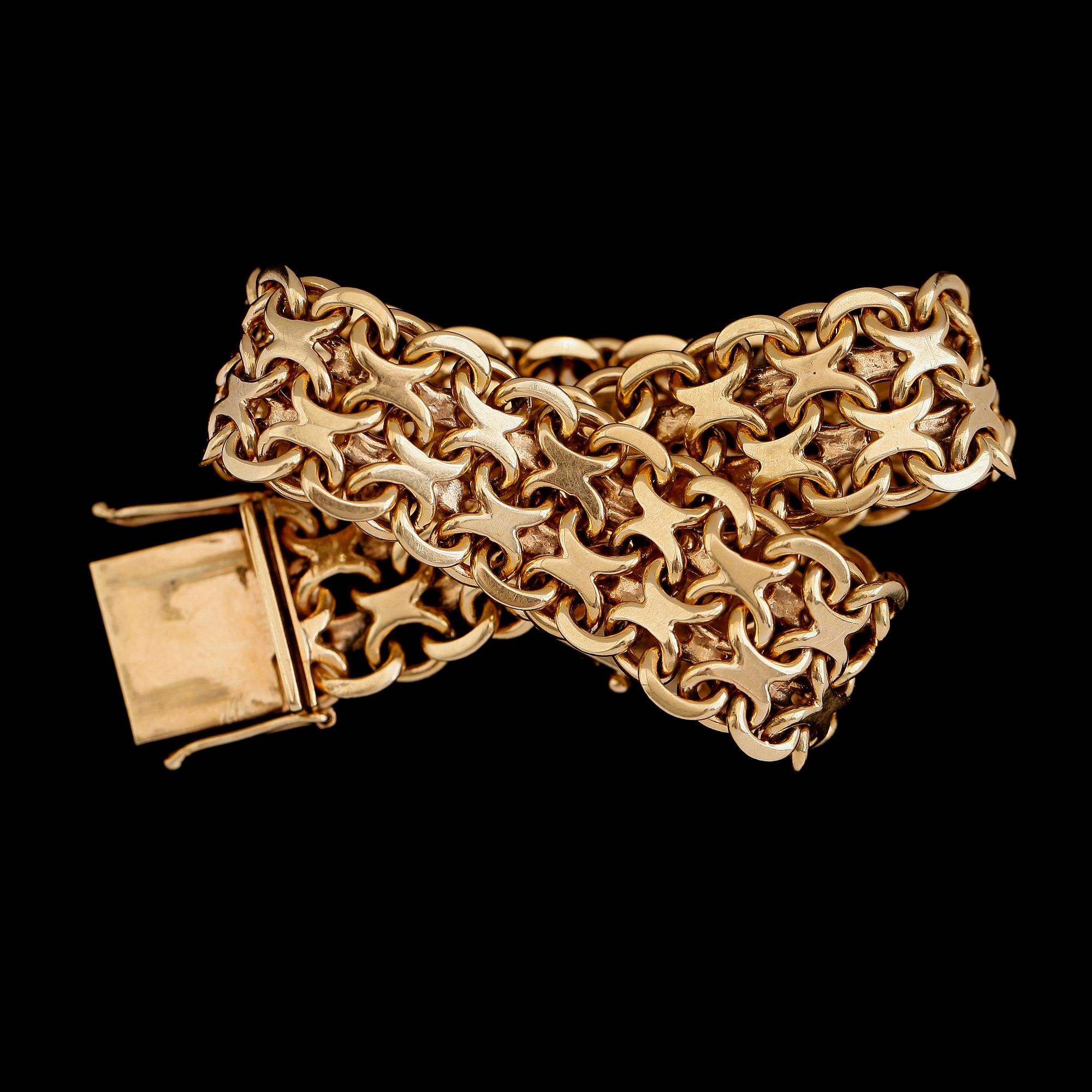 ARMBAND, 18 k guld, svenska stämplar, 1960. Total vikt ca 40 g.