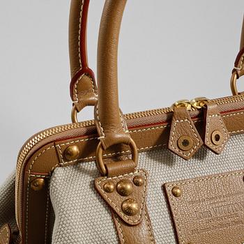 VÄSKA , "Sac de Nuit GM", Louis Vuitton.