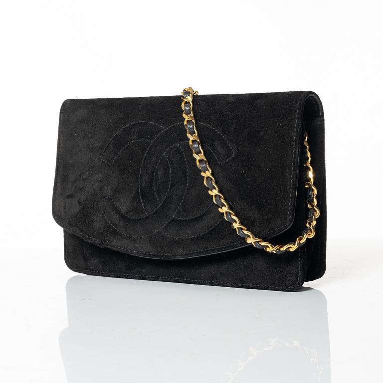 Chanel, A black suede vintage purse / wallet on chain.