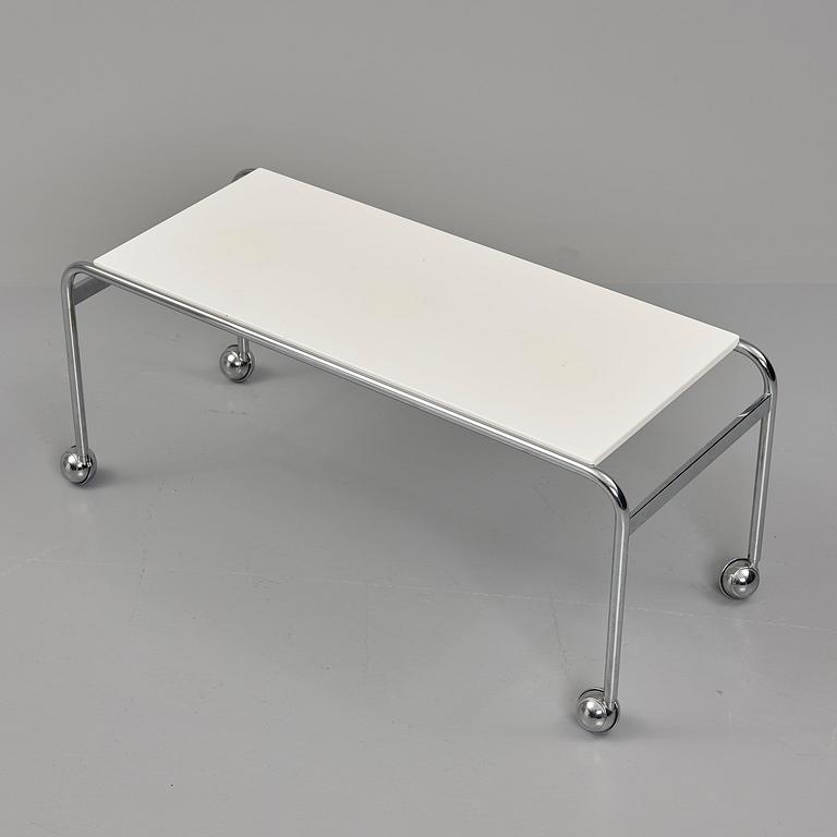 Bruno Mathsson, a "Karin" coffee table, Bruno Mathsson International, Sweden, post 1969.