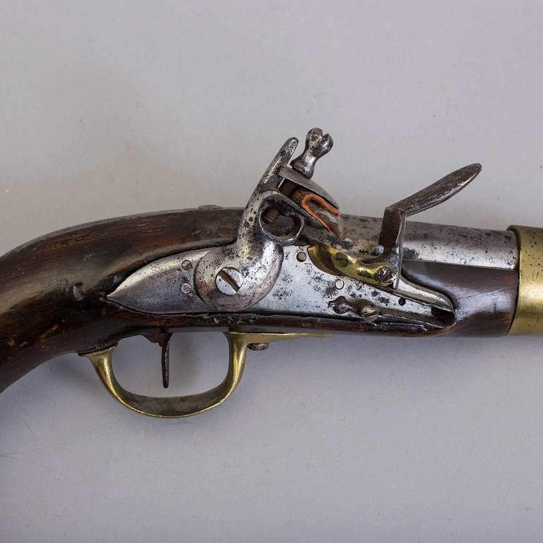 A French  Napoleonic flintlock pistol.