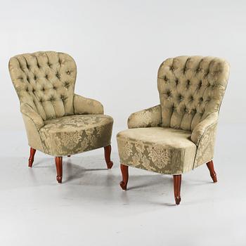 FÅTÖLJER, ett par, s k emmafåtöljer, 1800-talets slut.