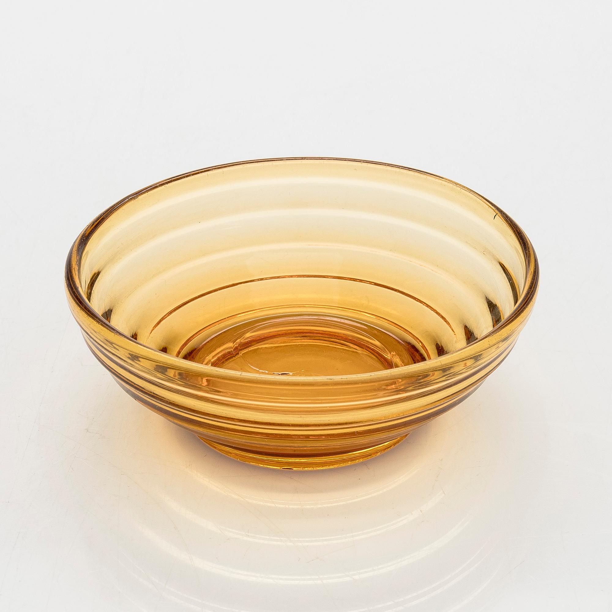 Aino Aalto, bowl, model 4384 Karhula Glassworks 1930s.