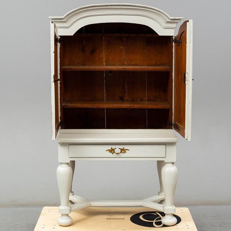 An early 19th century cabinet.