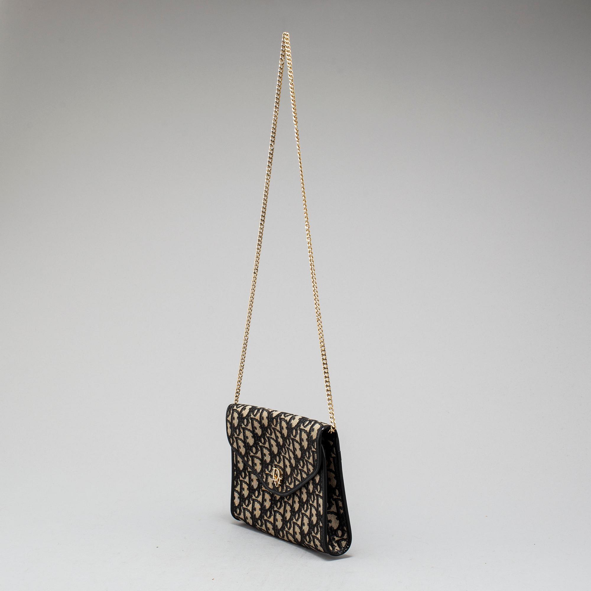 Dior monogram shoulder bag hotsell