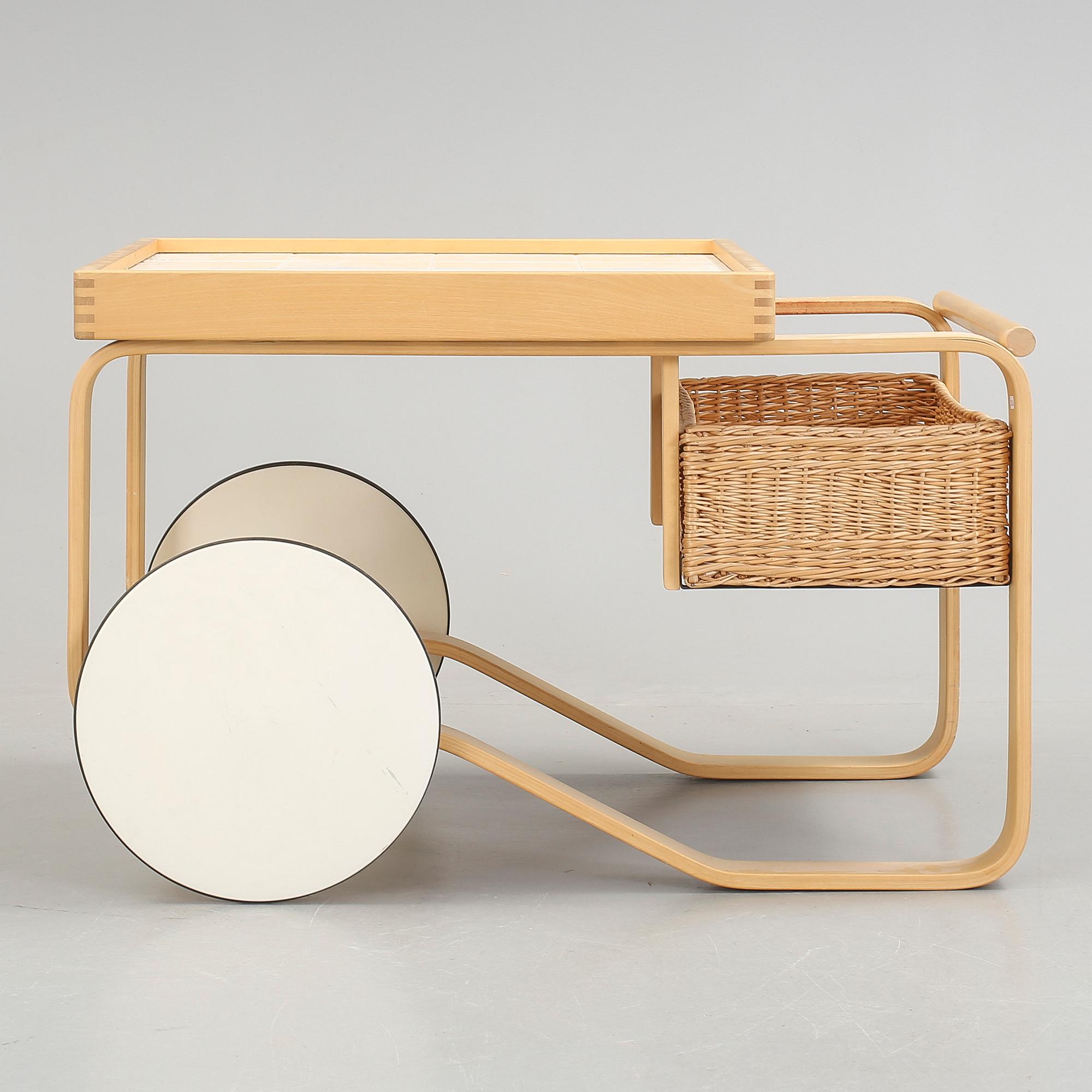 SERVERINGSVAGN, "900" Alvar Aalto, formgiven 1936-1937.