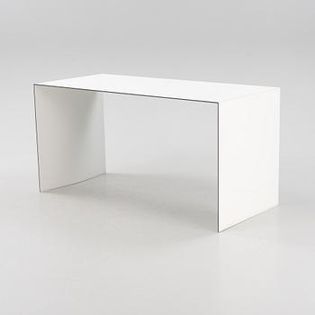 Tobias Berneth, A 'Thinner' table, Karl Andersson & Söner, Huskvarna.