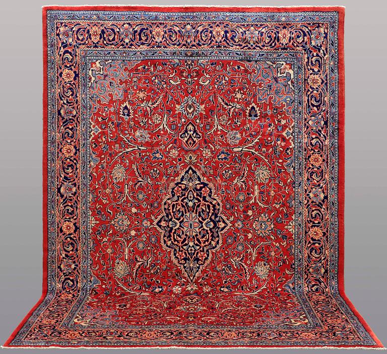 MATTA, Sarouk, ca 360 x 257 cm.