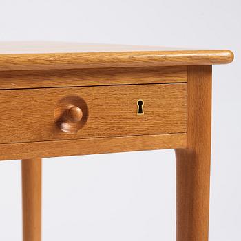 Hans J Wegner, skrivbord, modell "PP-305", PP Möbler, Danmark.