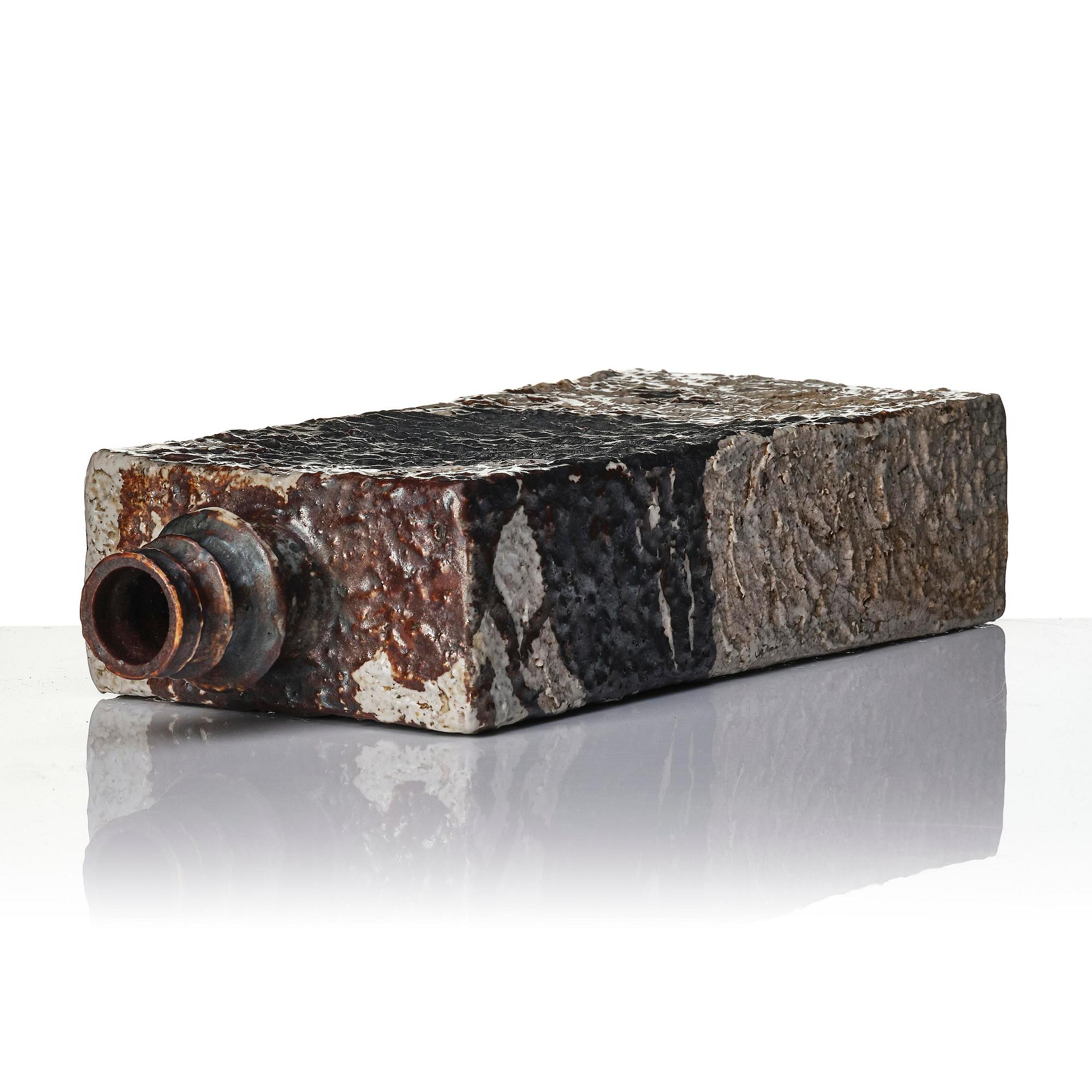 Annikki Hovisaari, a stoneware vase, Arabia, Finland.
