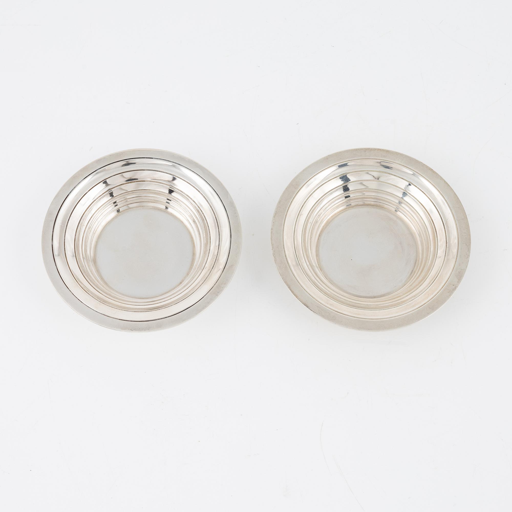 Atelier Borgila, a pair of sterling silver bowls, Stockholm, 1933-36.