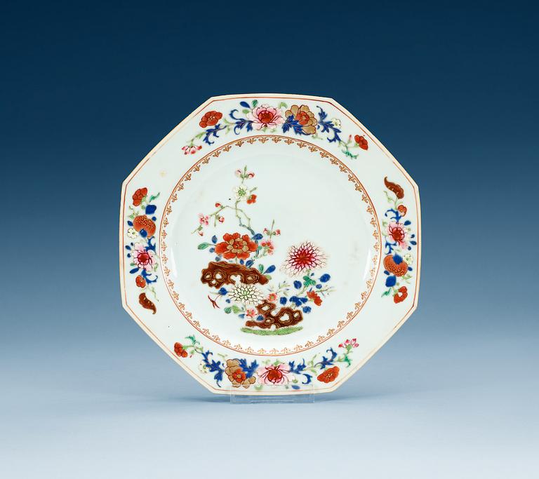 A set of 11 (9+2) famille rose dinner plates, Qing dynasty, Qianlong (1736-95).
