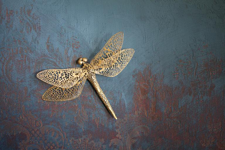 MARIA JAUHIAINEN, BROSCH, "Trollslända", stål, 24K bladguld, 2018.