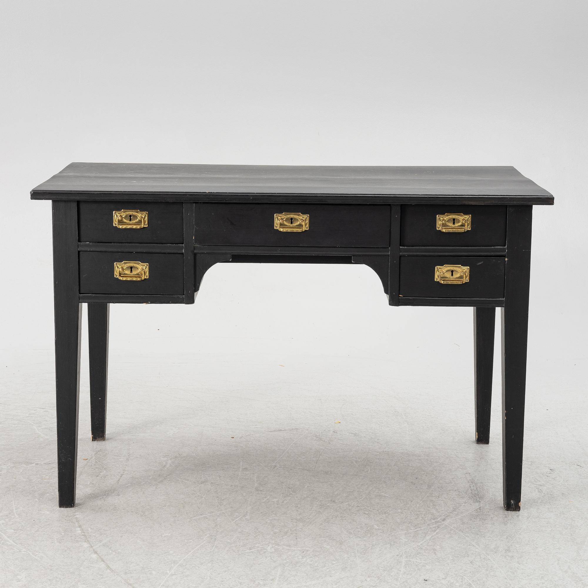 Skrivbord, 1900-talets första hälft.