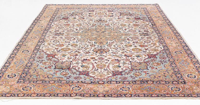 Matta, semiantik Täbris, ca 361 x 235 cm.