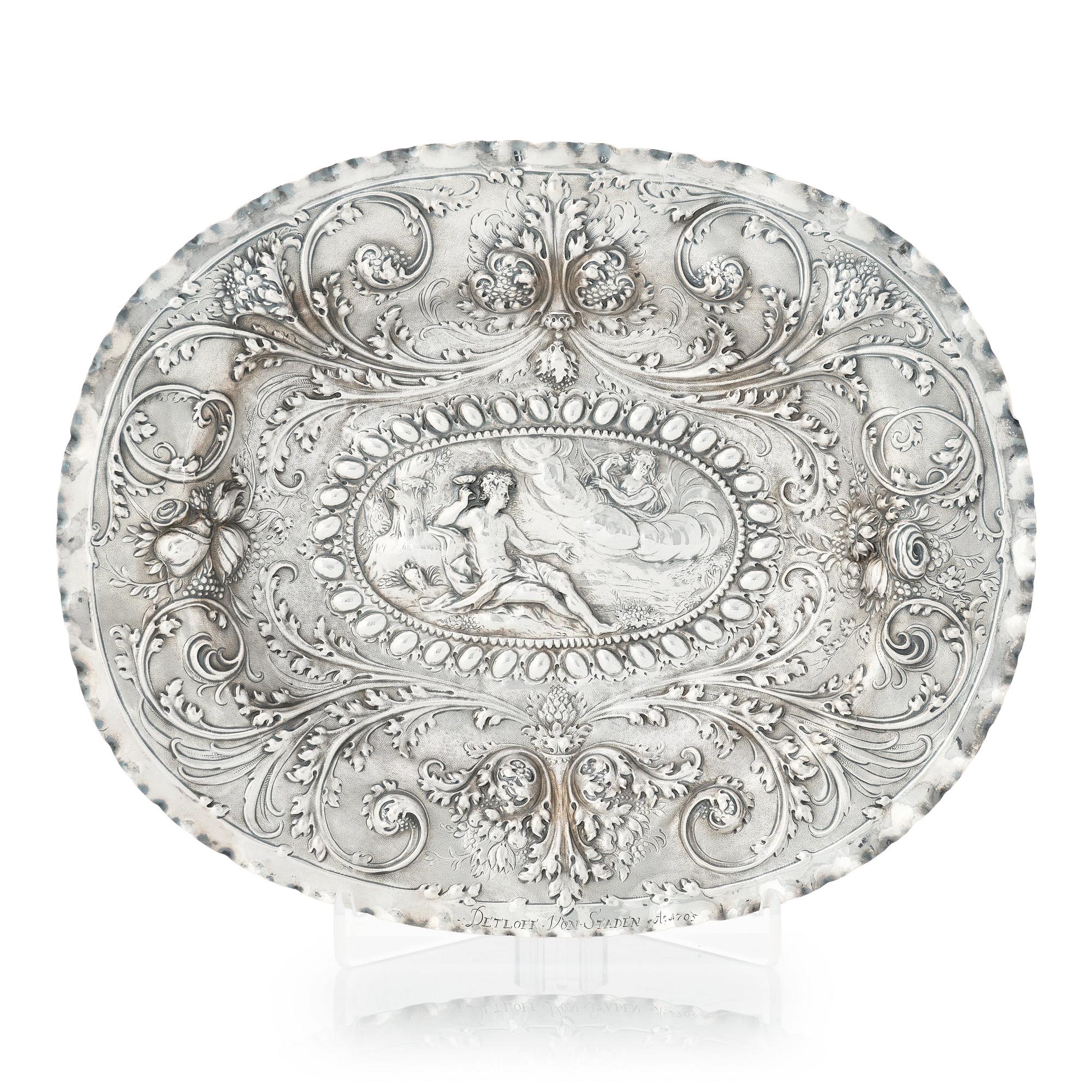 A Baltic early 18th century silver dish, mark of Christoffer I. Mansfeld, Reval (1682-1710).