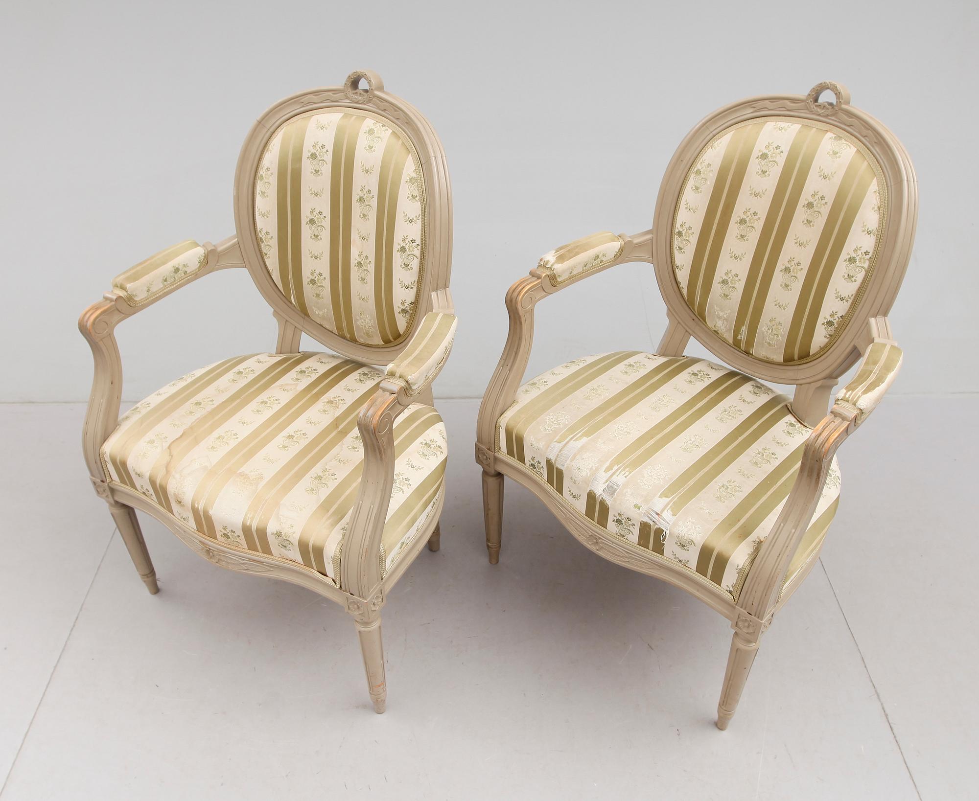 KARMSTOLAR, 1 par, gustaviansk stil, 1900-talets första hälft.