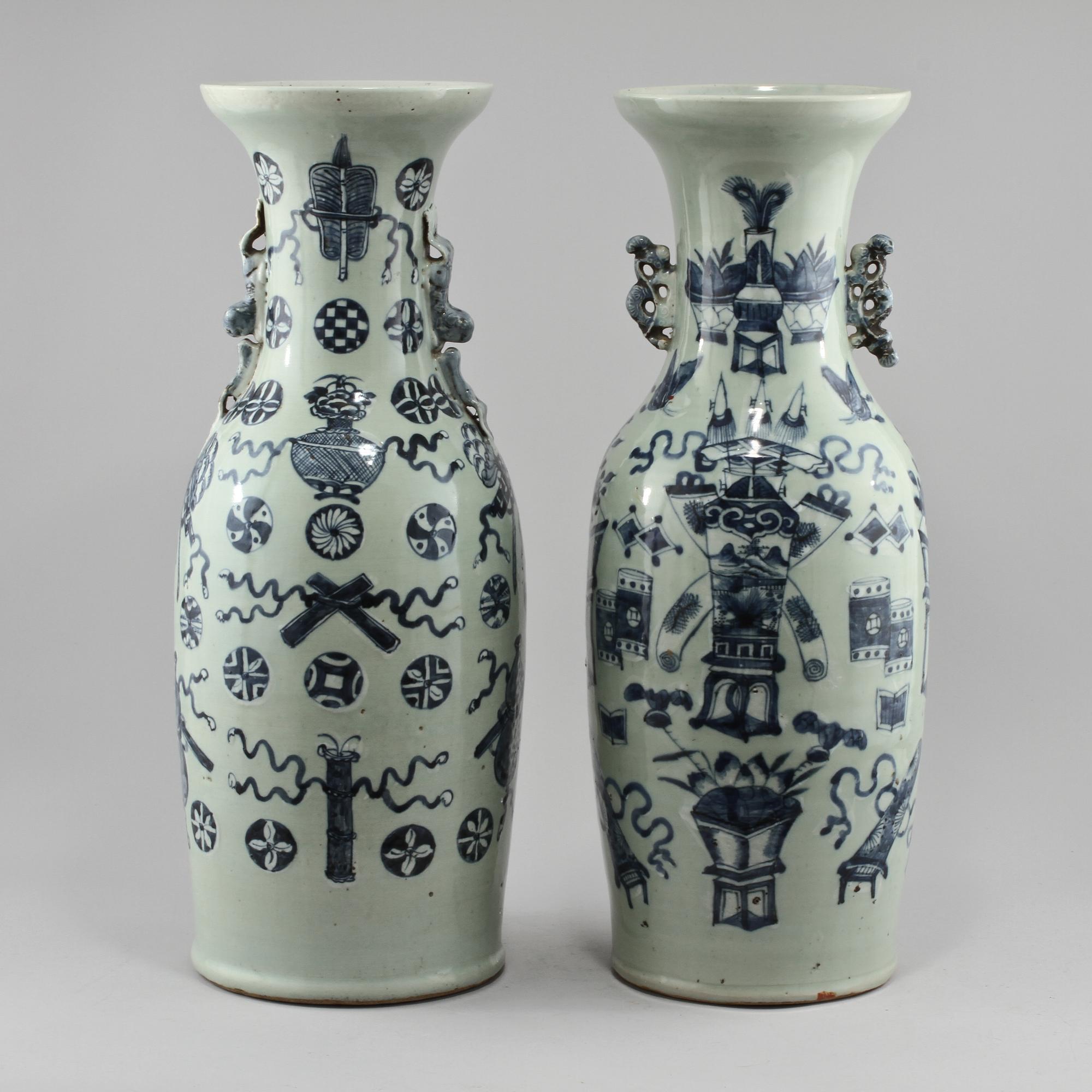 GOLVVASER, 2 st, porslin, Kina, 1800-tal.