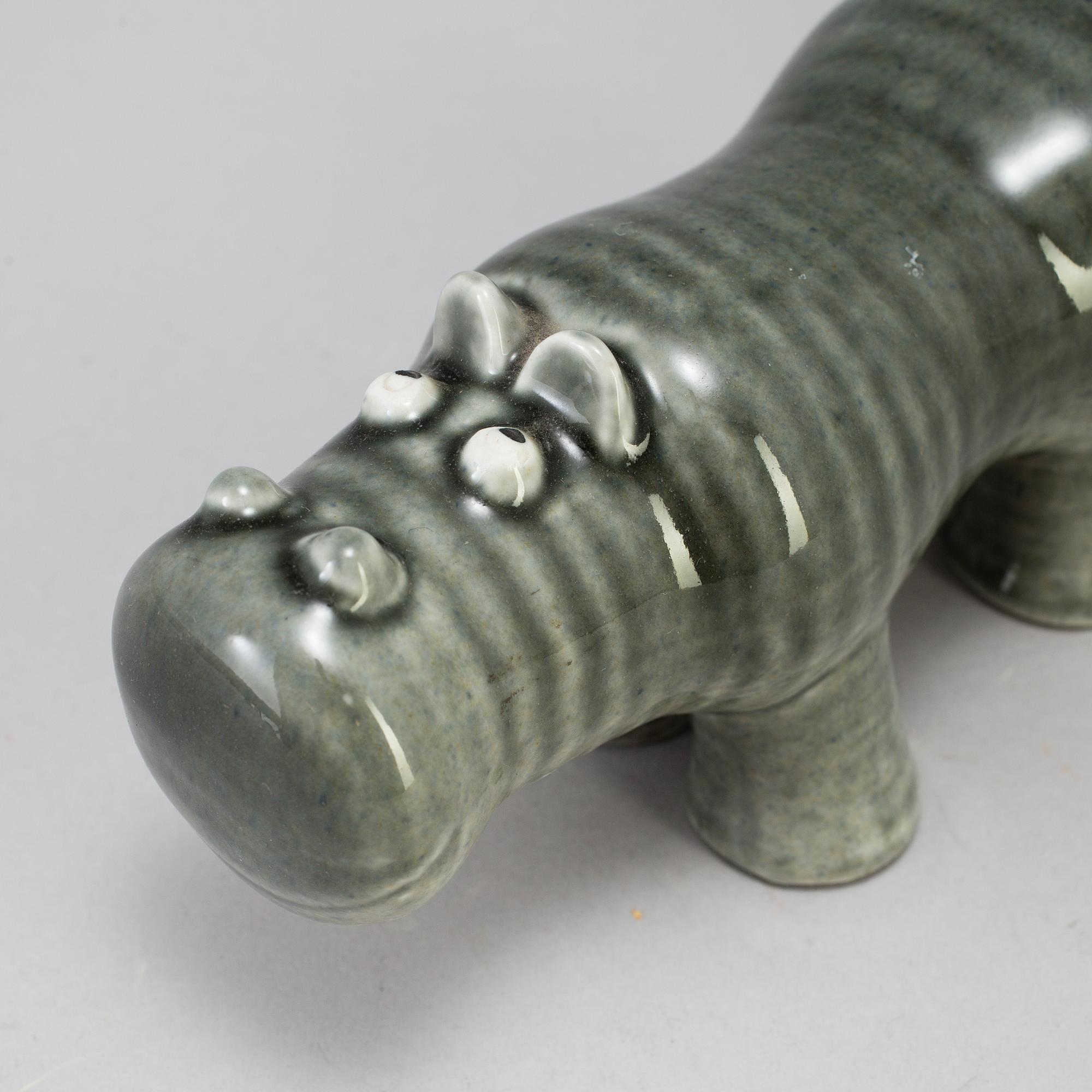 A stoneware figurine by Lisa Larson for Gustavsberg 1966-70.