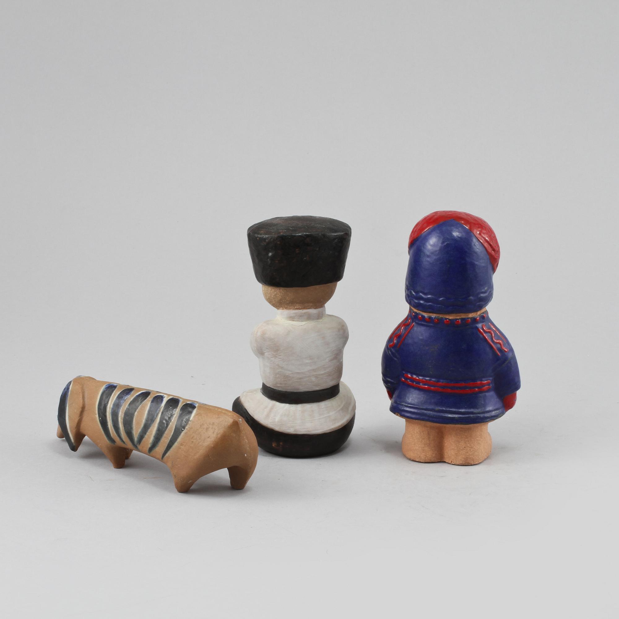 FIGURINER, 3 st, stengods, Lisa Larson, 1900-talets andra hälft.