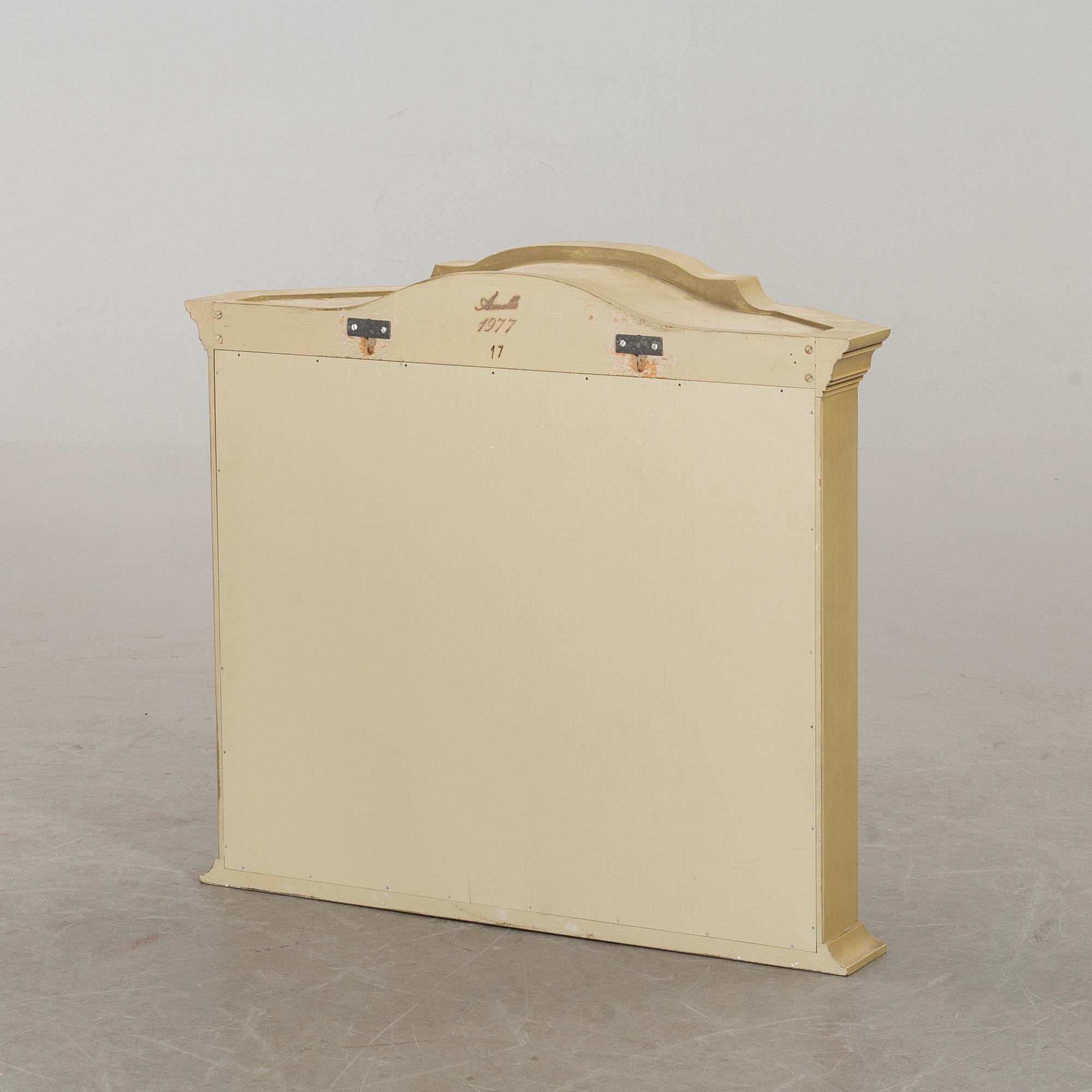 SIDOBORD, SPEGEL, PIEDESTAL samt HÄNGSKÅP, Åmells 1977.