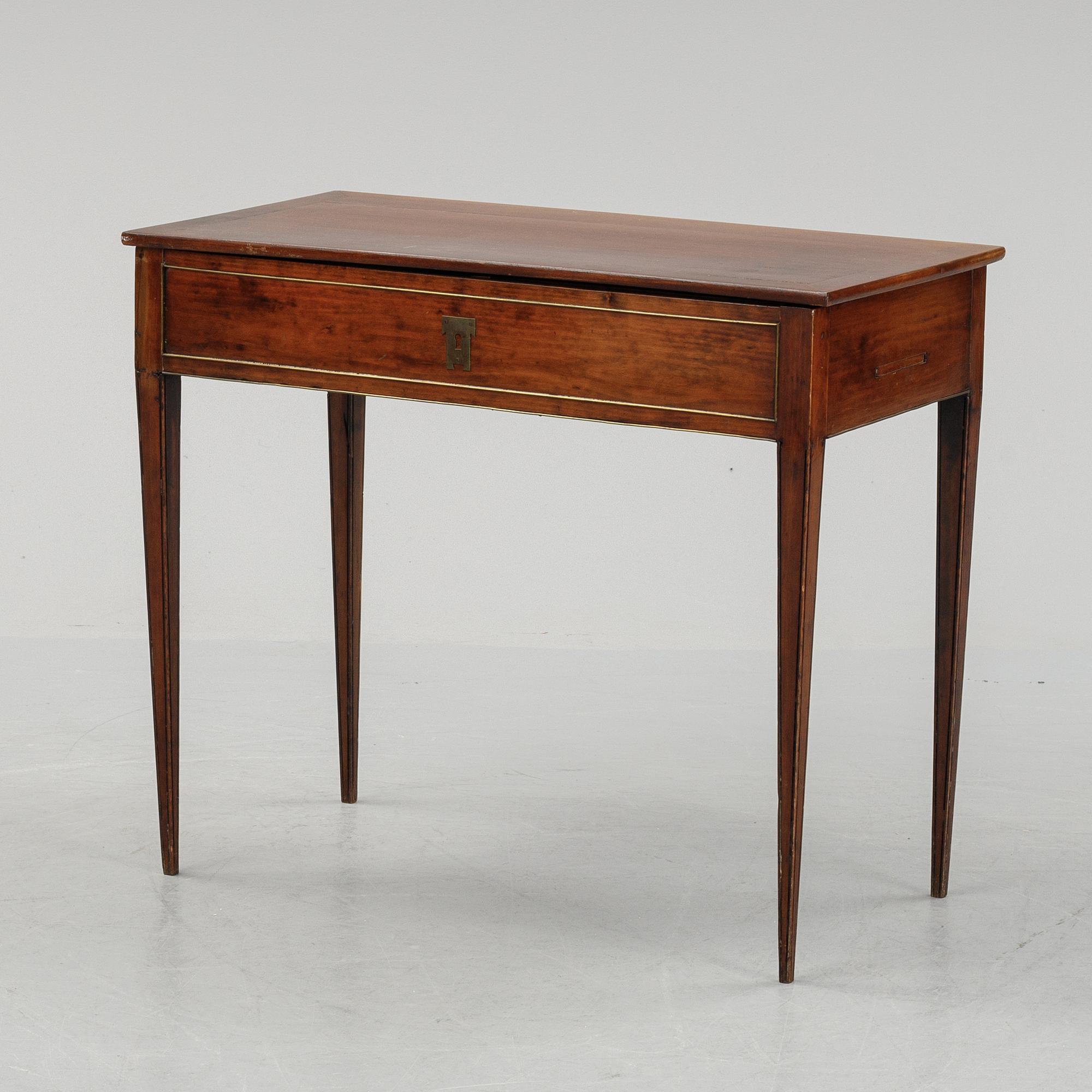 Spelbord, sengustavianskt, omkring år 1800.