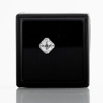 A square emerald-cut diamond.
