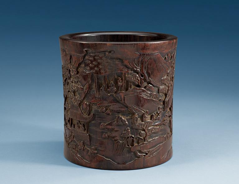 A Zitan brush pot, presumably Qing dynasty, 19th Century.