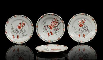 TALLRIKAR, 3 st, samt DJUP TALLRIK, porslin, Kina, Republik, 1900-talets början.