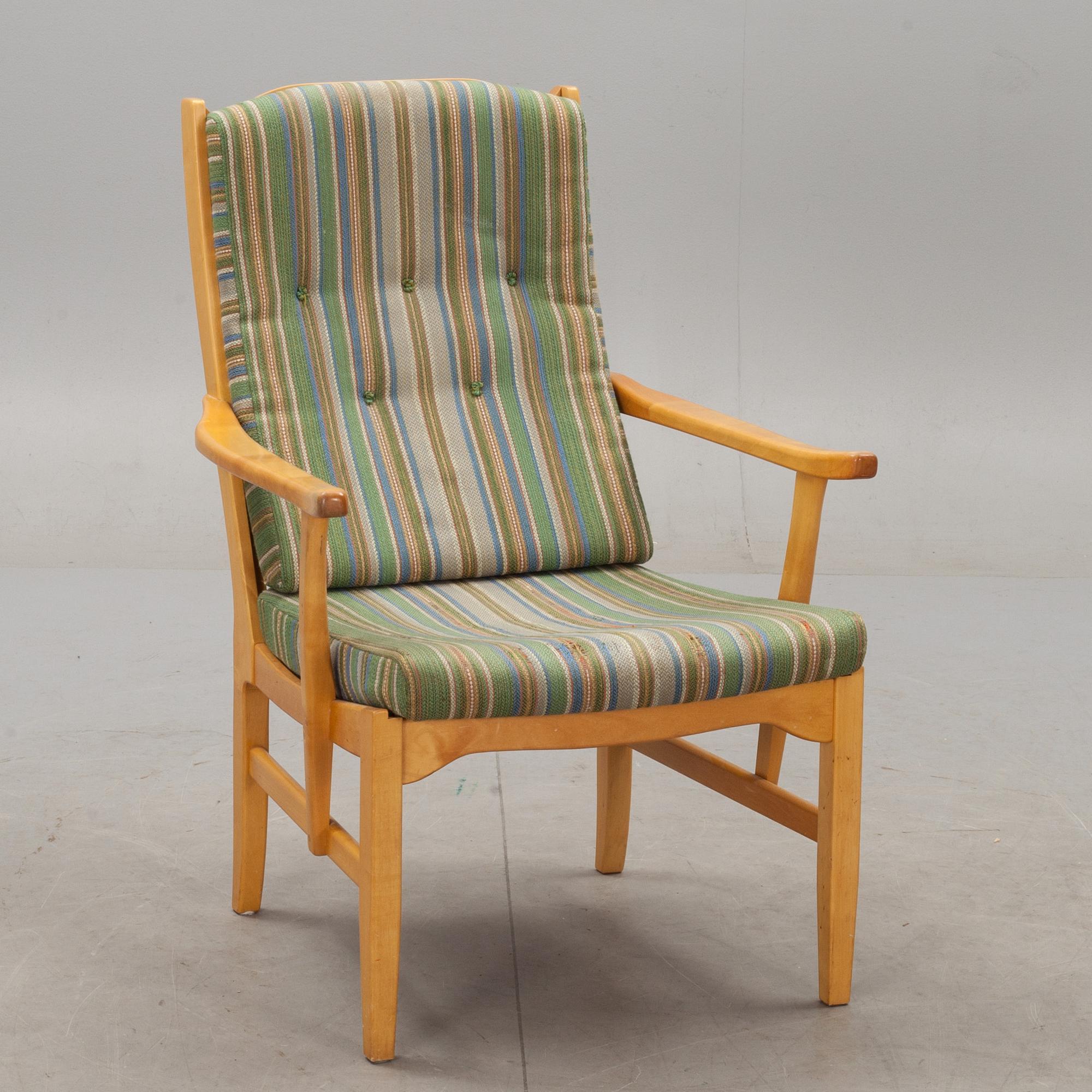 KARMSTOL, brickmärkt Carl Malmsten. "Ulfåsa".