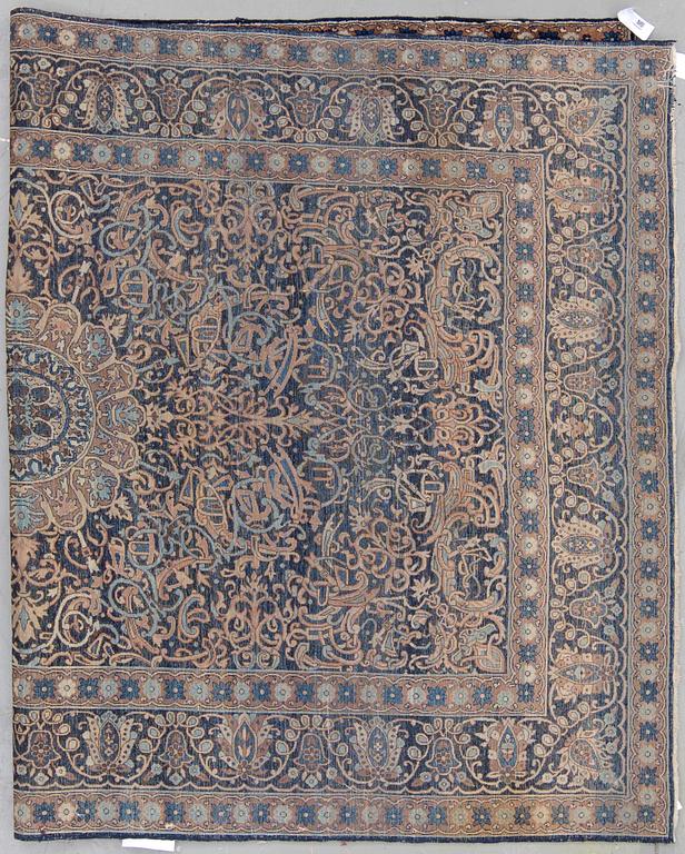MATTA, orientalisk, semiantik. Ca 246x145 cm.