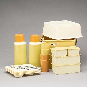 PICKNICKSET, "Taffel Friluftsservis", Sigvard Bernadotte för Husqvarna. Formgiven 1959.