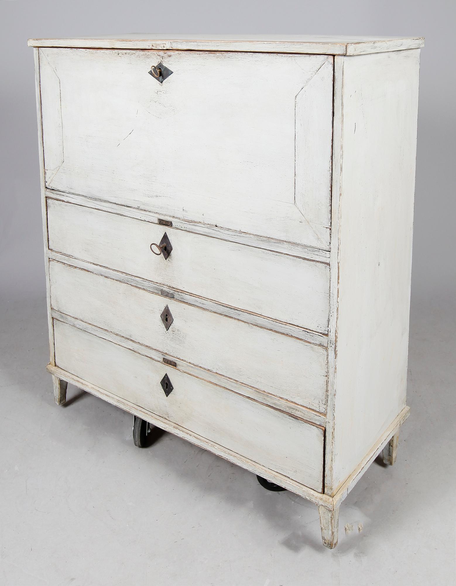 CHIFFONJÉ, sengustaviansk, 1800-tal.