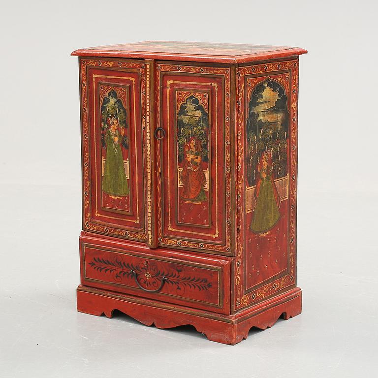 SKÅP, Mellanöstern, 1900-tal.