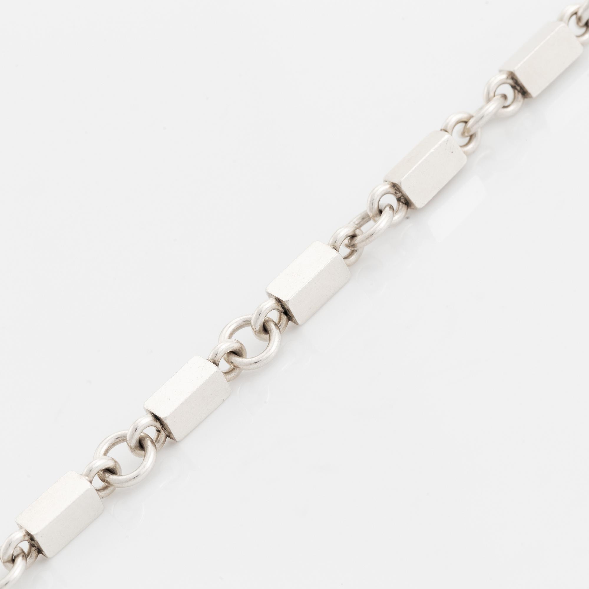 Wiwen Nilsson, armband, sterlingsilver, Anders Nilsson, Lund 1963.
