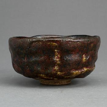 TESKÅL, Raku, stengods, Japan, troligen 1800/1900-tal, signerad.