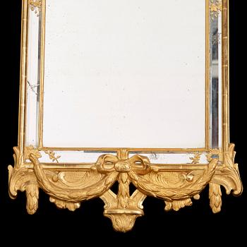 SPEGEL, av Nils Meunier (spegelmakare i Stockholm 1754-97). Gustaviansk.
