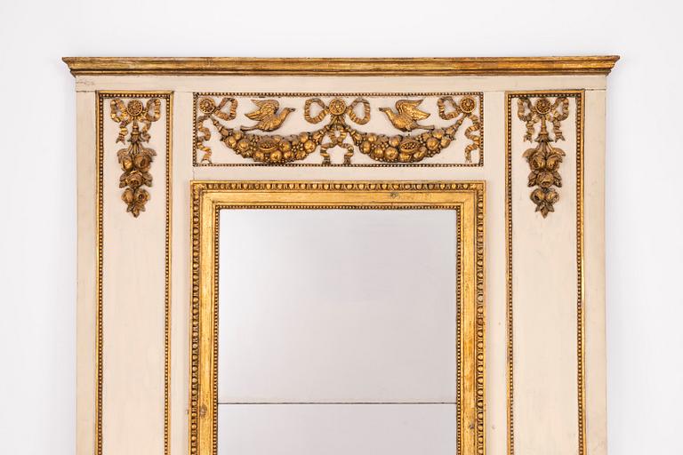 A Late Gustavian gilt-gesso and mirrored panelling, circa 1800.