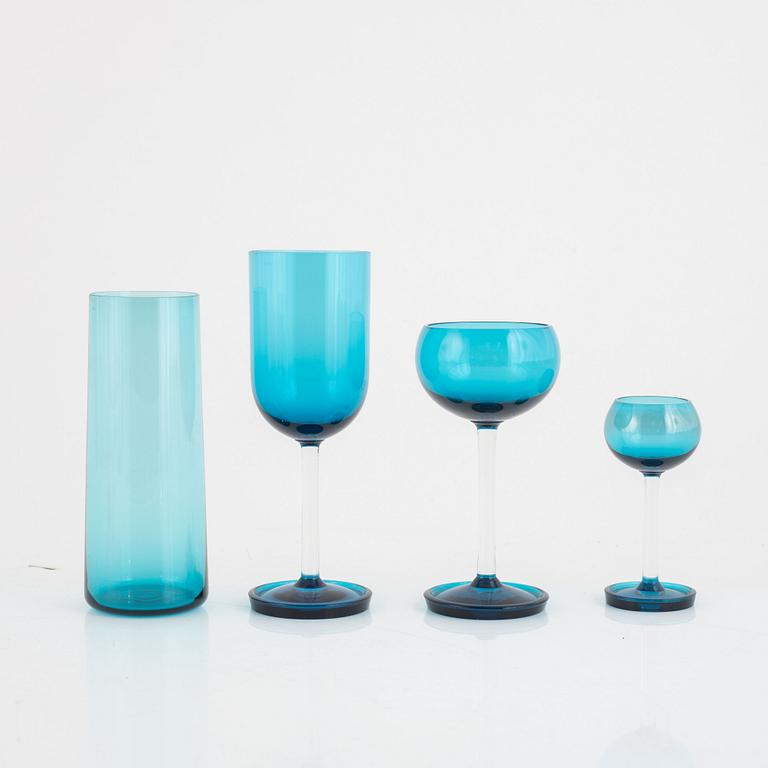 Nanny Still, a 38-piece "Herlekin" glass service, Riihimäen Lasi Oy, Finland, 1950's/60's.