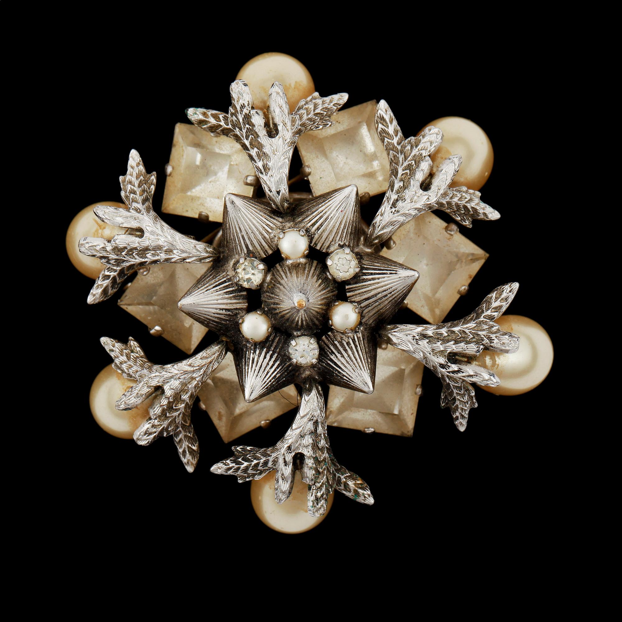 BROSCH, Christian Dior, 1962.