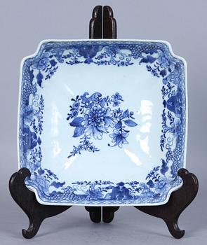 SKÅL, porslin, Kina, 1700-tal.