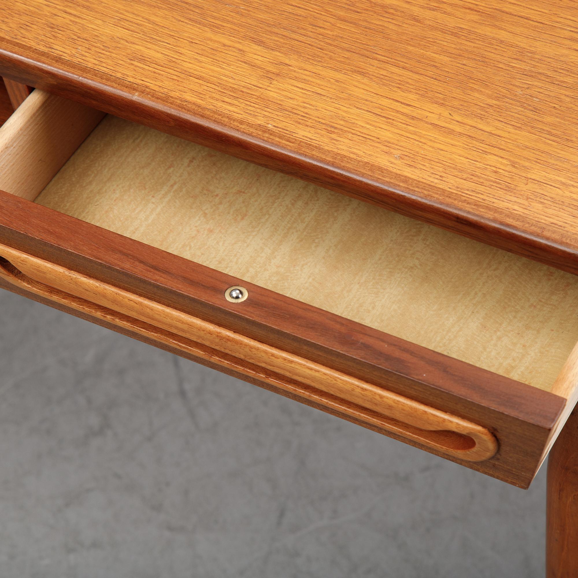 Johannes Andersen, a teak coffee table, Trensum, 1960s.