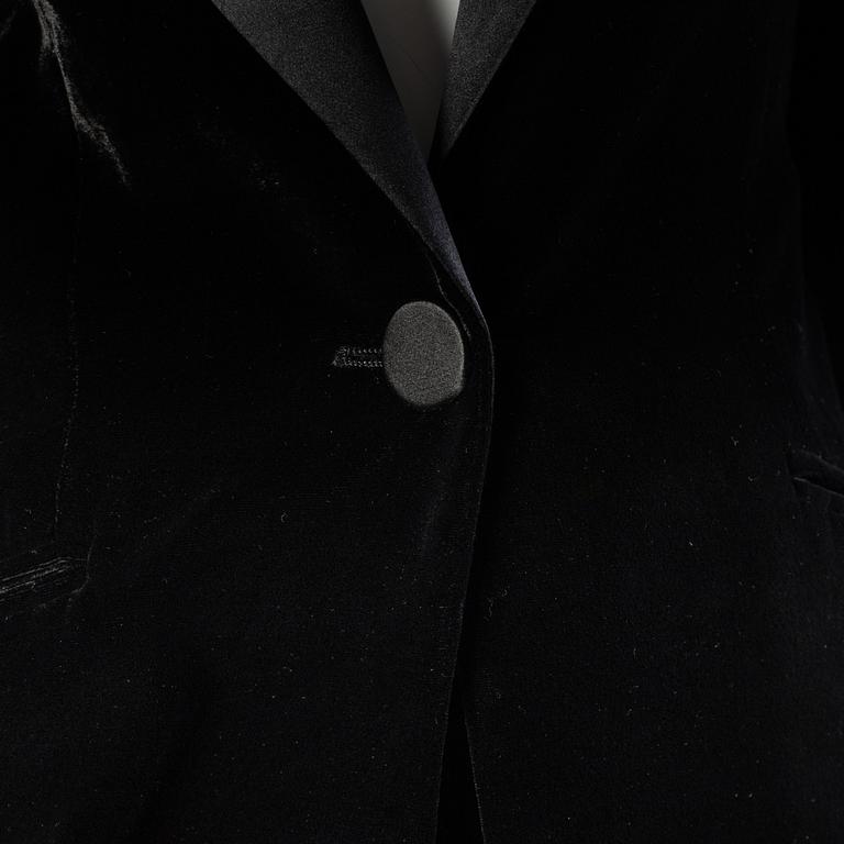 LADIES TUXEDO, Armani. Size 44.