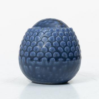 Kåge Verkstad, a set of three ceramic bowls and a small dish, Gustavsberg, Sweden, 1957-61.